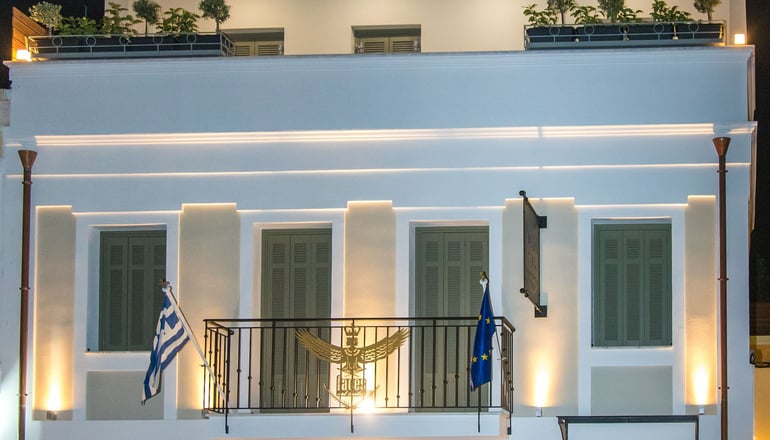 4* Faces Art Suites Rhodes