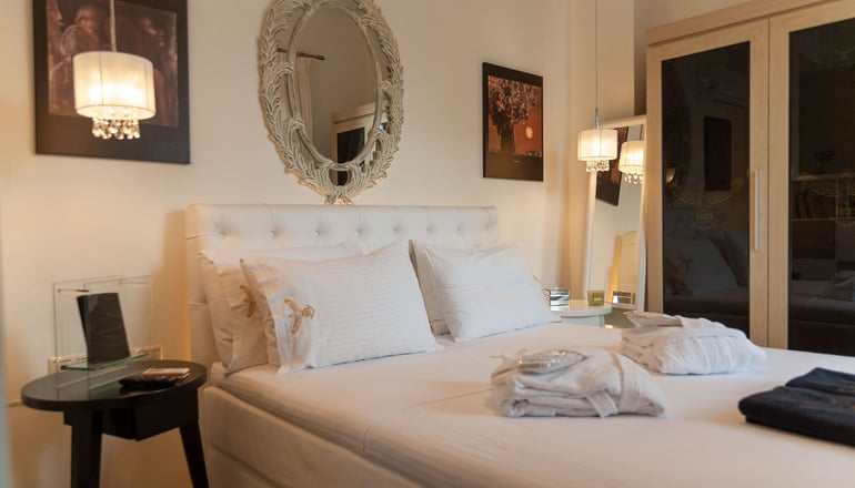 4* Faces Art Suites Rhodes