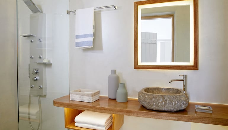 La Perla Villas & Suites