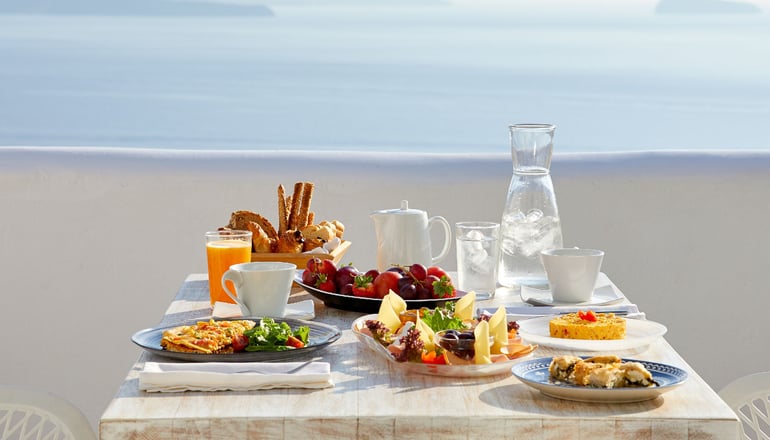 La Perla Villas & Suites