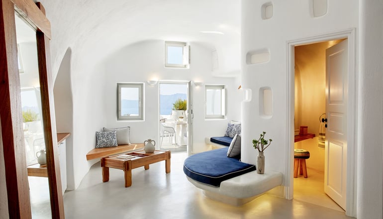 La Perla Villas & Suites