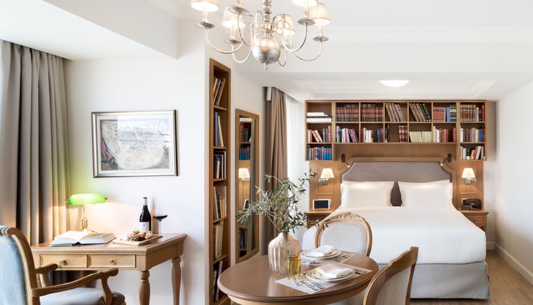 5* Legacy Gastro Suites