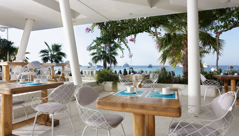 5* Mykonos Dove Beachfront Hotel