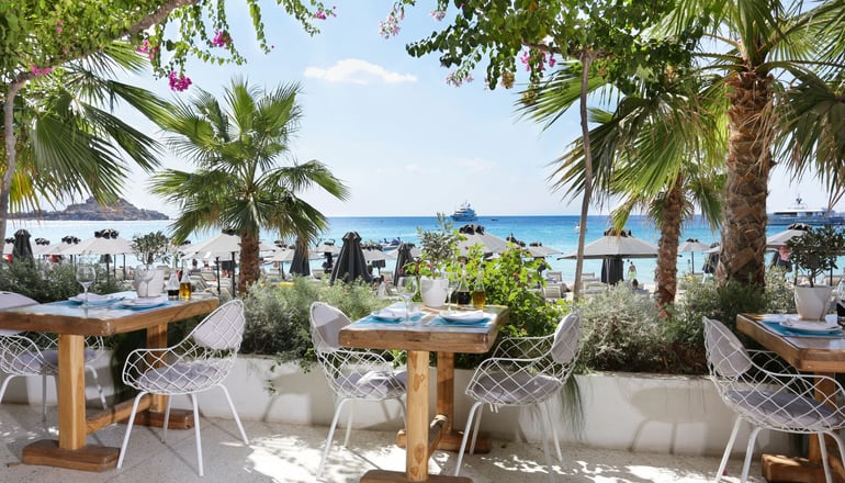 5* Mykonos Dove Beachfront Hotel