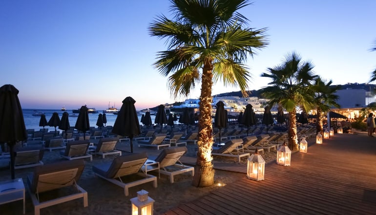 5* Mykonos Dove Beachfront Hotel