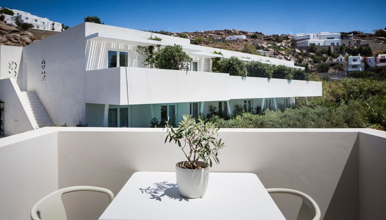 5* Mykonos Dove Beachfront Hotel