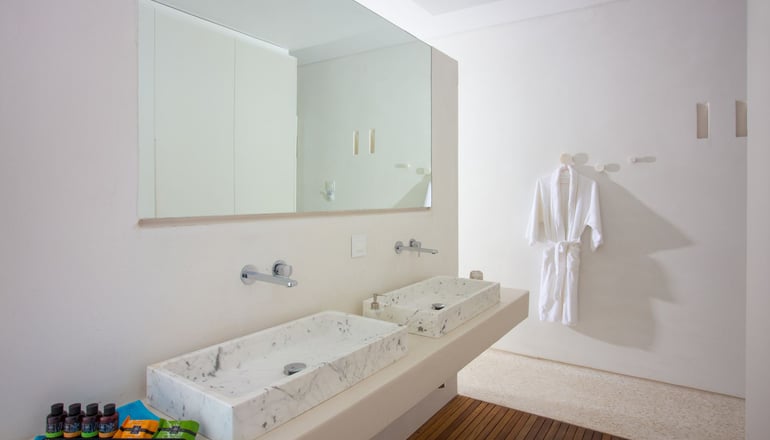 5* Mykonos Dove Beachfront Hotel