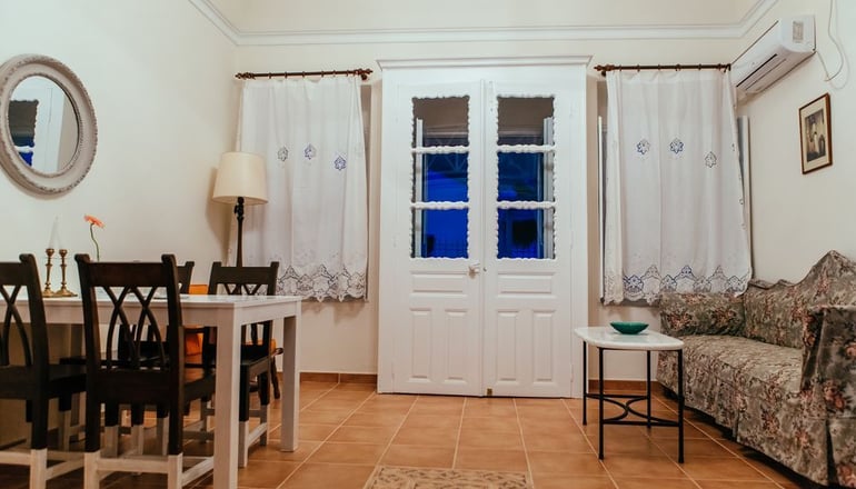 Day One Fira Mansion