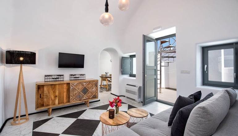 Mirinda Villa Santorini