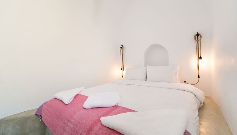Kampanario Villa Santorini