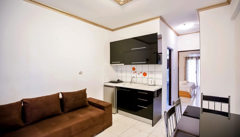 Greek Pride Hotel & Apartments - Παραλία Φούρκας, Χαλκιδική