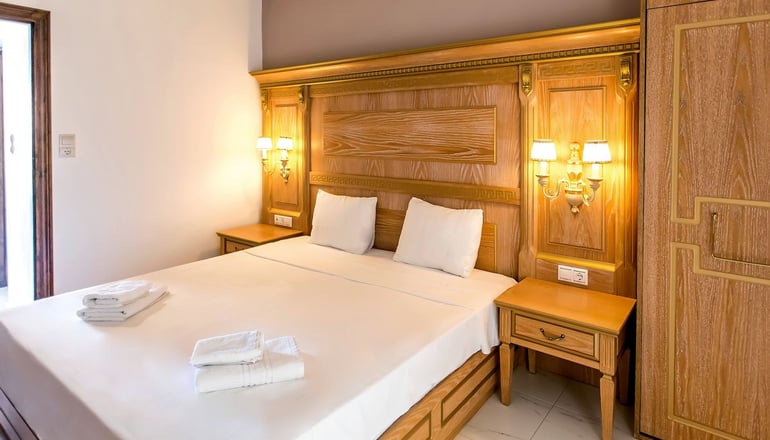 Greek Pride Hotel & Apartments - Παραλία Φούρκας, Χαλκιδική