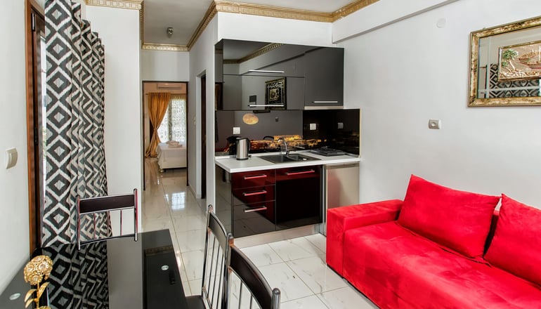 Greek Pride Hotel & Apartments - Παραλία Φούρκας, Χαλκιδική