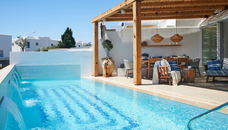 Louis Nausicaa Luxury Villas