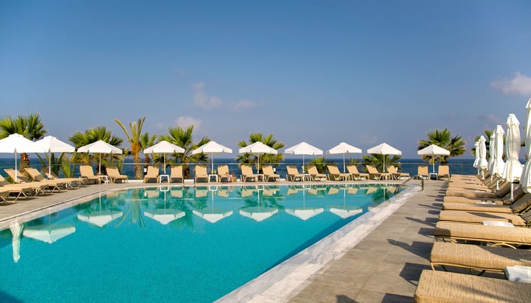 4* Louis Paphos Breeze