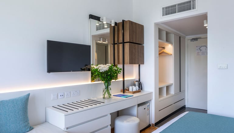 4* Louis Phaethon Beach