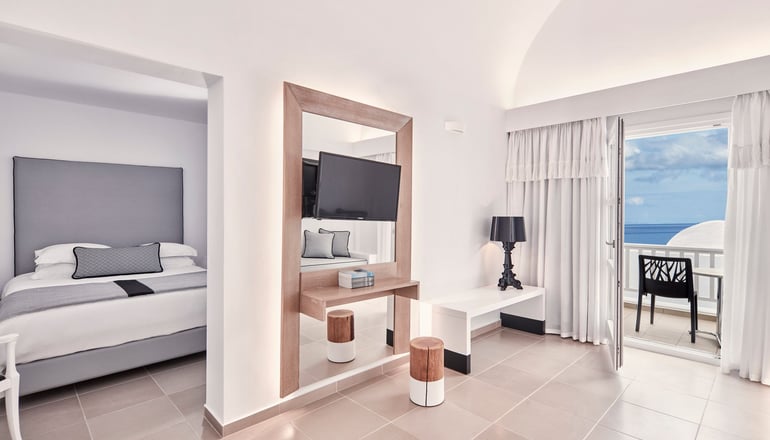 4* Aressana Spa Hotel & Suites