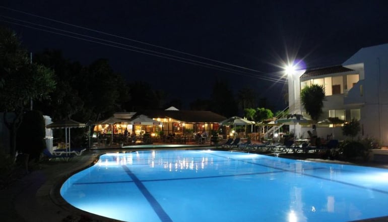 Asterias Bay Hotel