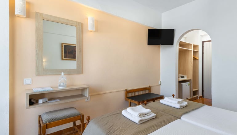 Panorama Gennadi Guest House & Bistrot