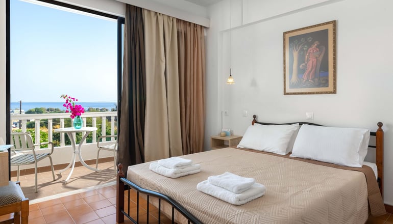 Panorama Gennadi Guest House & Bistrot