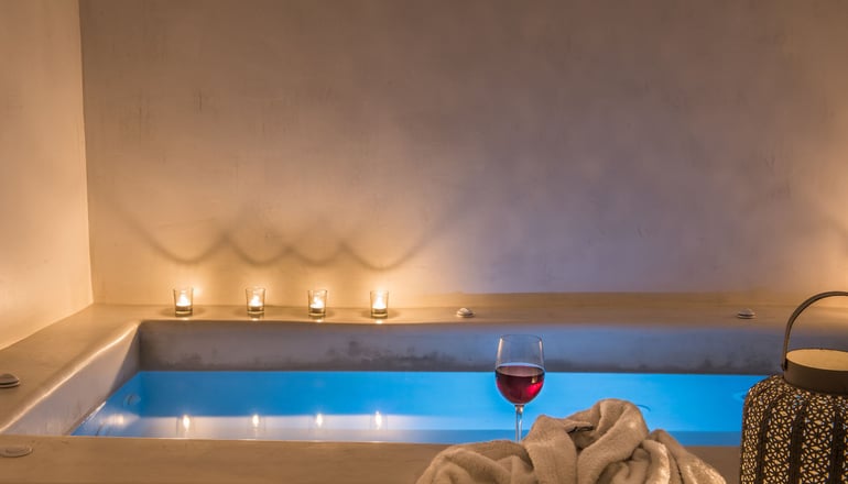 4* On The Rocks Hotel - Ημεροβίγλι, Σαντορίνη