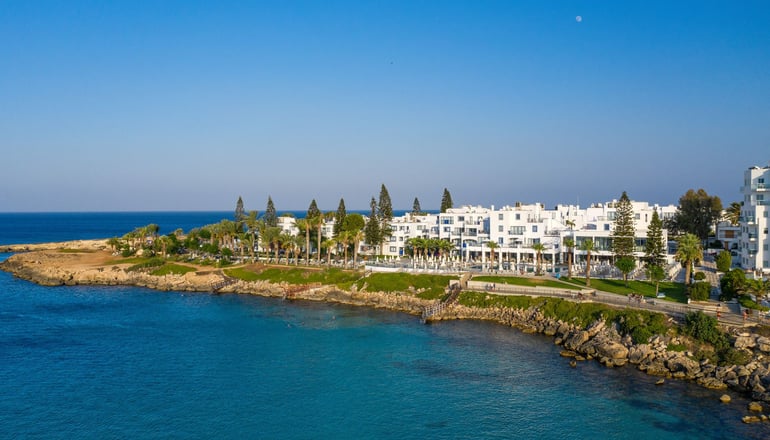 4* Nausicaa Beach