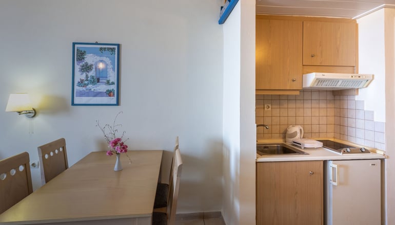 Pearl Beach Apartments