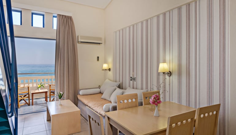 Pearl Beach Apartments