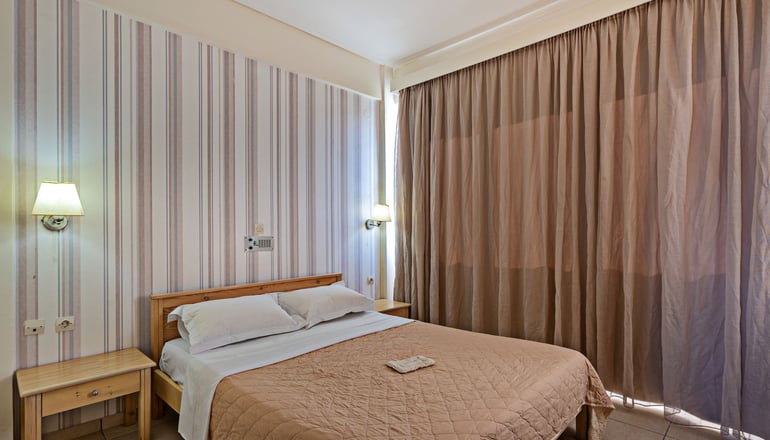 Pearl Beach Apartments