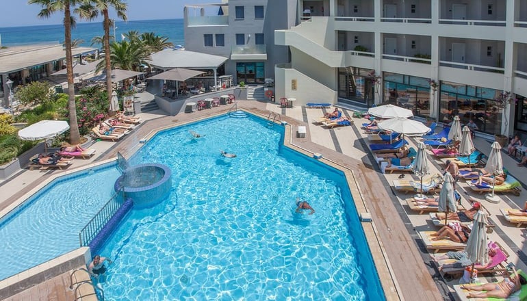 4* Pearl Beach