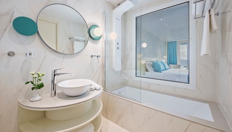 5* The Ivi Mare – Designed for adults