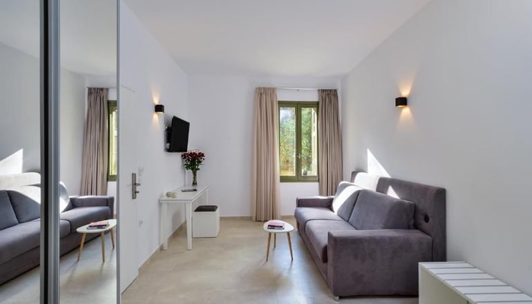 Elia Portou Luxury Residence