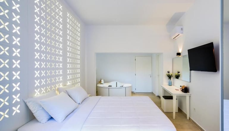 Elia Portou Luxury Residence