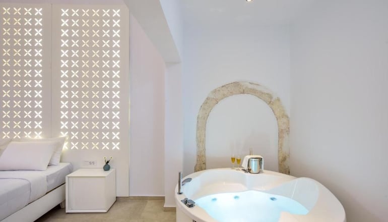 Elia Portou Luxury Residence