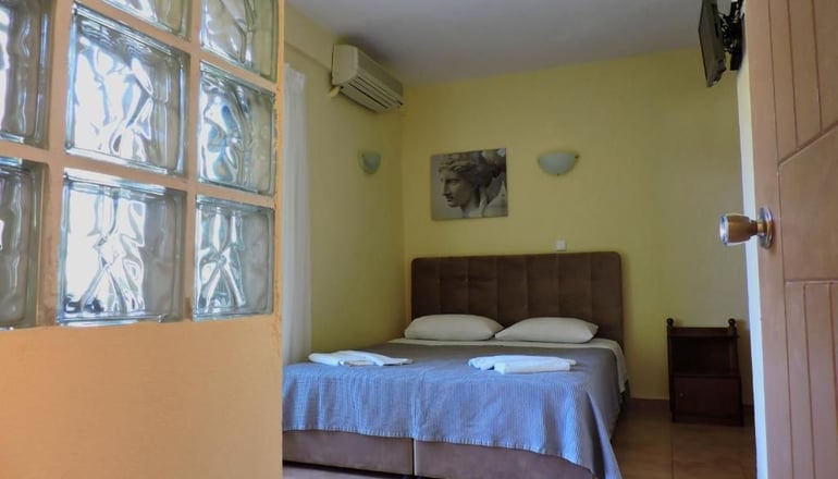 Julia Hotel - Φούρκα, Χαλκιδική