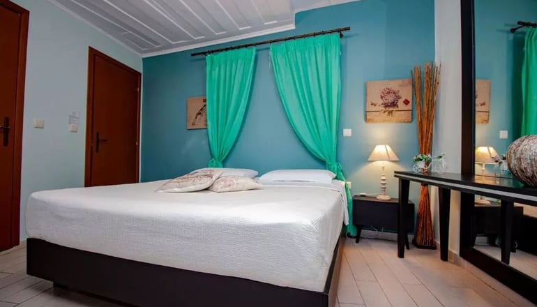 Elia Portou Rooms