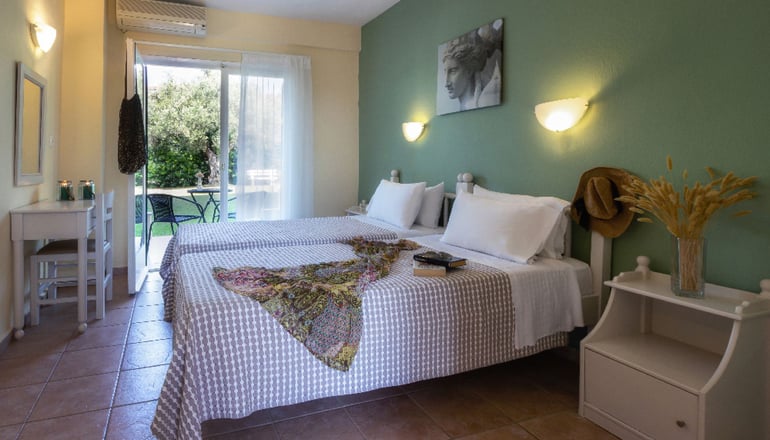 Julia Hotel - Φούρκα, Χαλκιδική