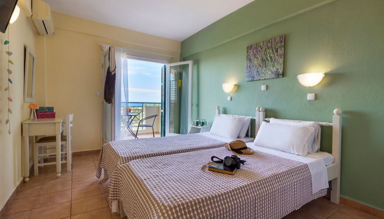 Julia Hotel - Φούρκα, Χαλκιδική