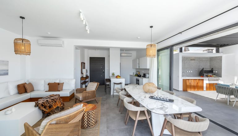 Louis Chris Le Mare Gold Luxury Villa