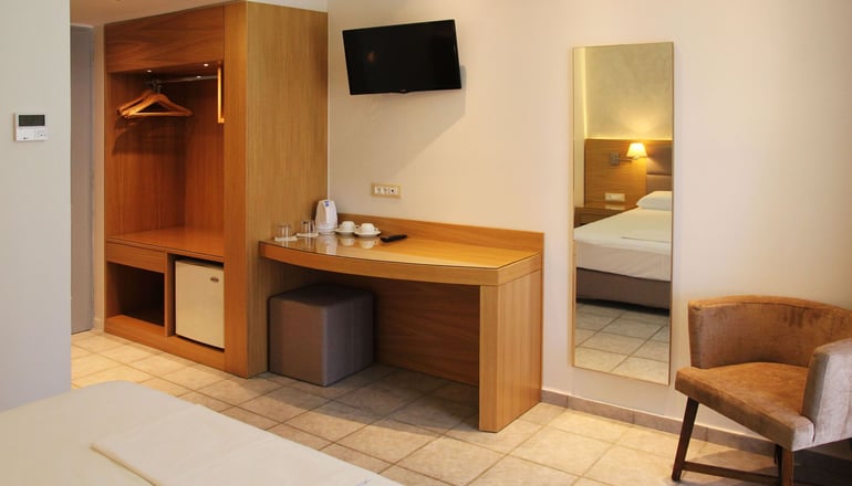 Achilles Hotel - Μεθώνη, Μεσσηνία
