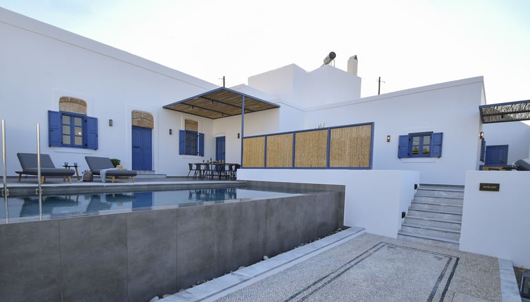 Kalathos Square Luxury Suites