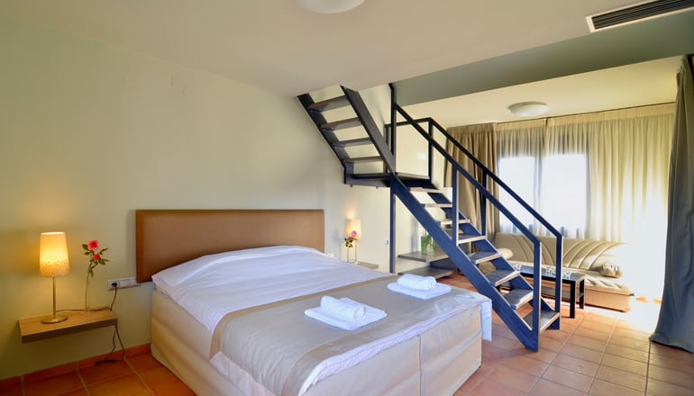 Ellopia Point - Ιωάννινα