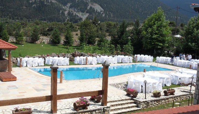 Vitina House Forest Resort