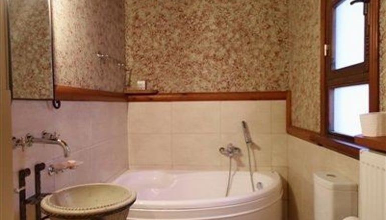 Vitina House Forest Resort