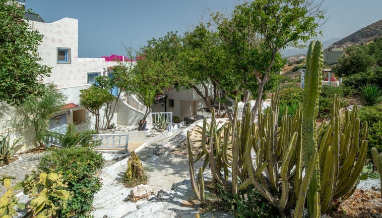 4* Korifi Suites Collection