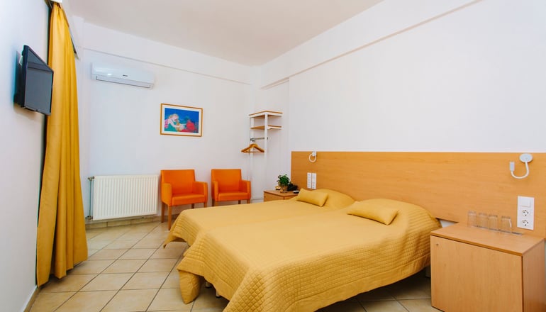 Hotel Sissy - Καμένα Βούρλα