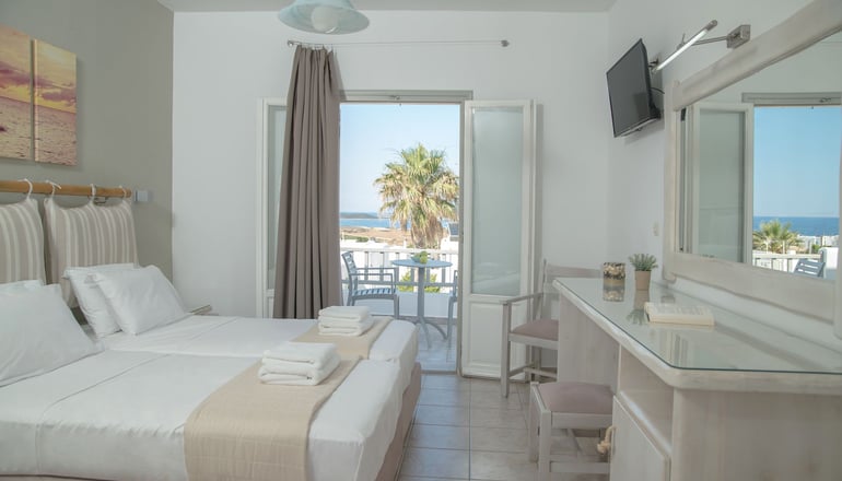 Summer Shades Paros