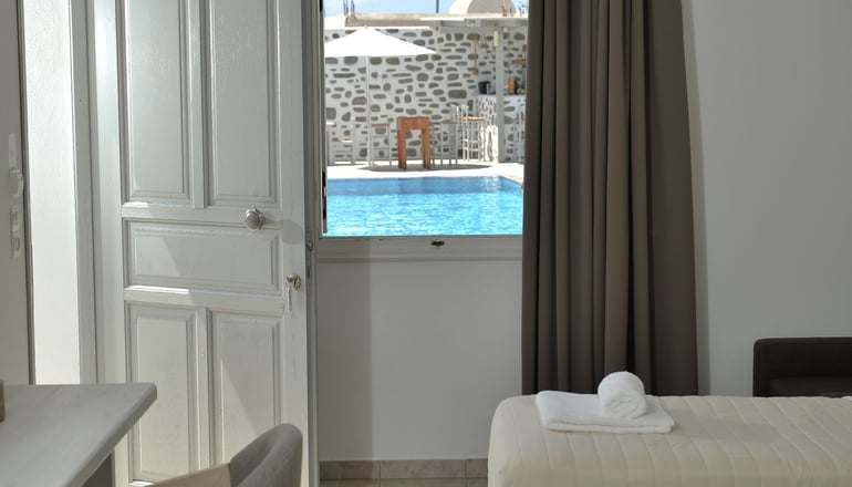 Summer Shades Paros