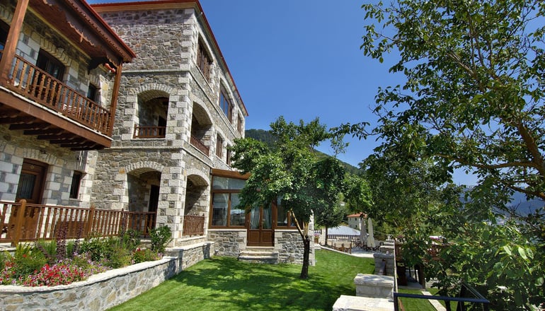 4* Emotions Country Resort - Καρπενήσι