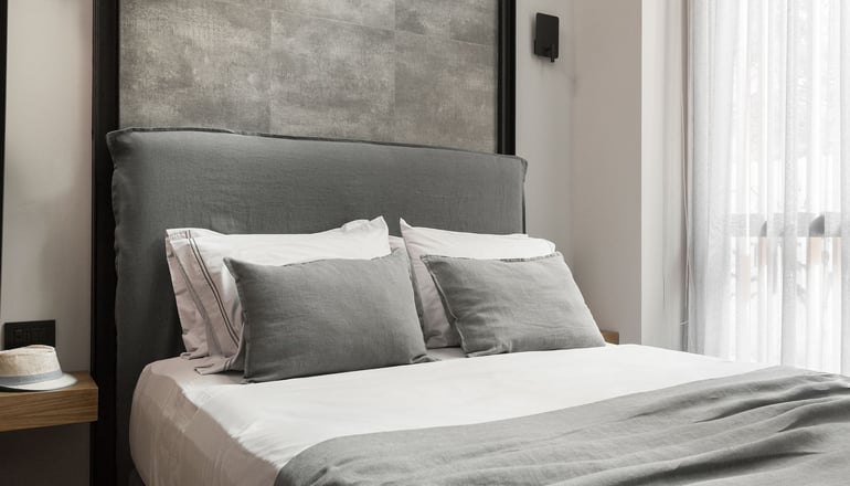 11 Enteka Acropolis Suites